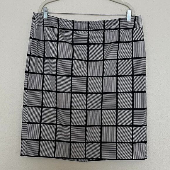ANN TAYLOR Geometric Pattern  Pencil Skirt Size 14 - Picture 1 of 9